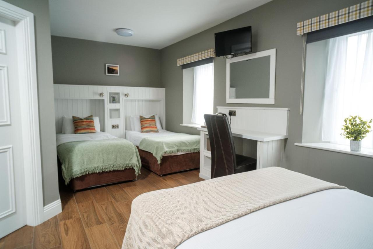 The Lodge Doolin Bagian luar foto
